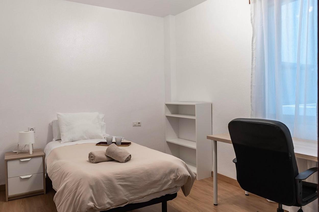 Funcional Y Renovado Apartamento En Iturrama بنبلونة المظهر الخارجي الصورة