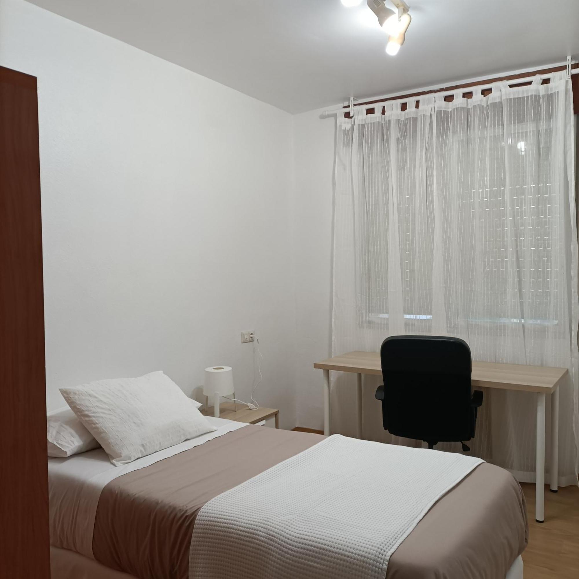 Funcional Y Renovado Apartamento En Iturrama بنبلونة المظهر الخارجي الصورة